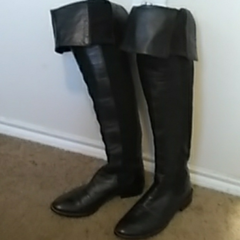BLK. Leather Boots Over the Knee  8m NWOT